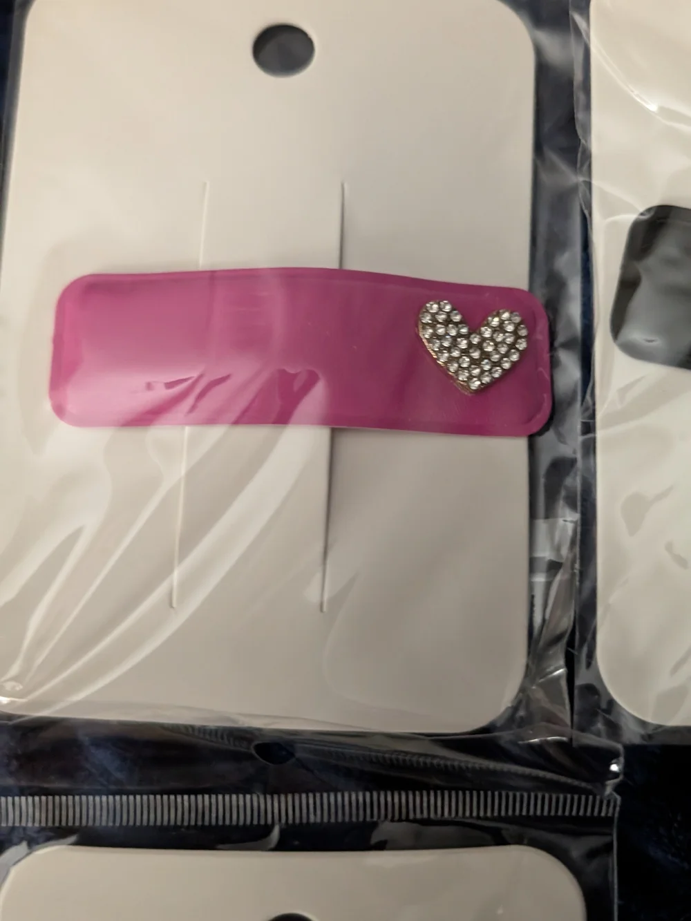 🦋 Pick 1 Rhinestone Heart Hair Berrettte